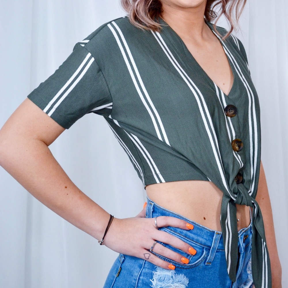 💕NEW💕 Box Stripe Crop Top